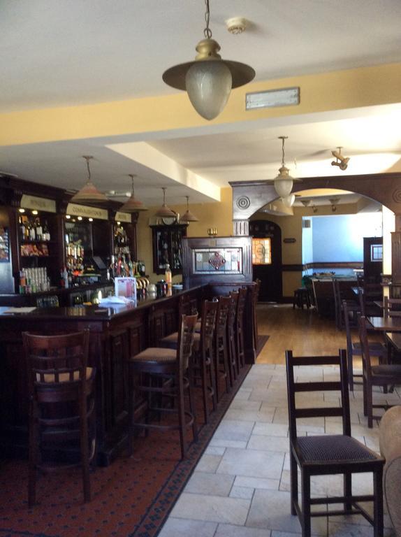 Achill Sound Hotel - Ostan Ghob A'Choire Kültér fotó